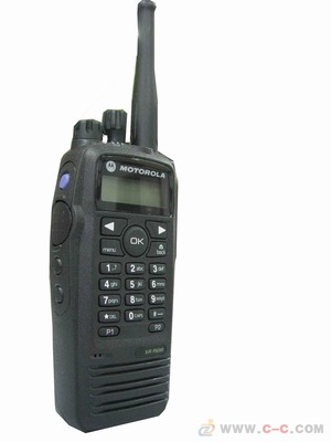 高效溝通，無縫協作 沃爾瑪超市中的摩托羅拉對講機與閩海電子科技